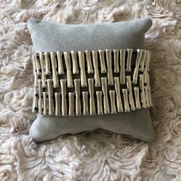 Calvin Klein Silver Tone Stretch Bracelet - Picture 7 of 8